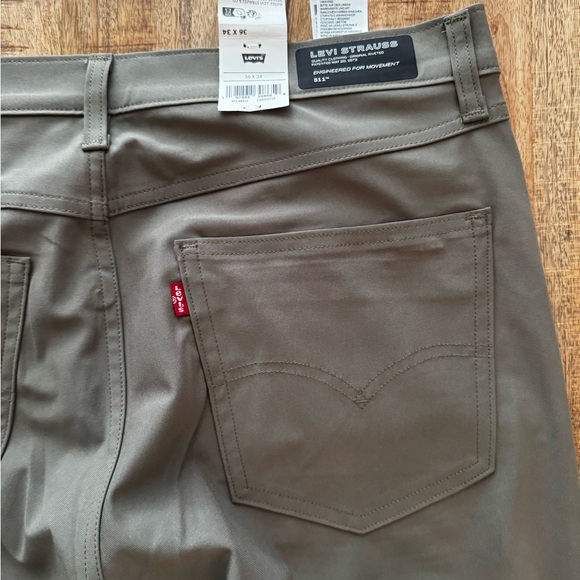 Levi's Green 511 slim tech chinos pants stretch Comfortable Straight Leg 36x34 - Picture 3 of 11